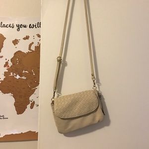 Small crossbody bag